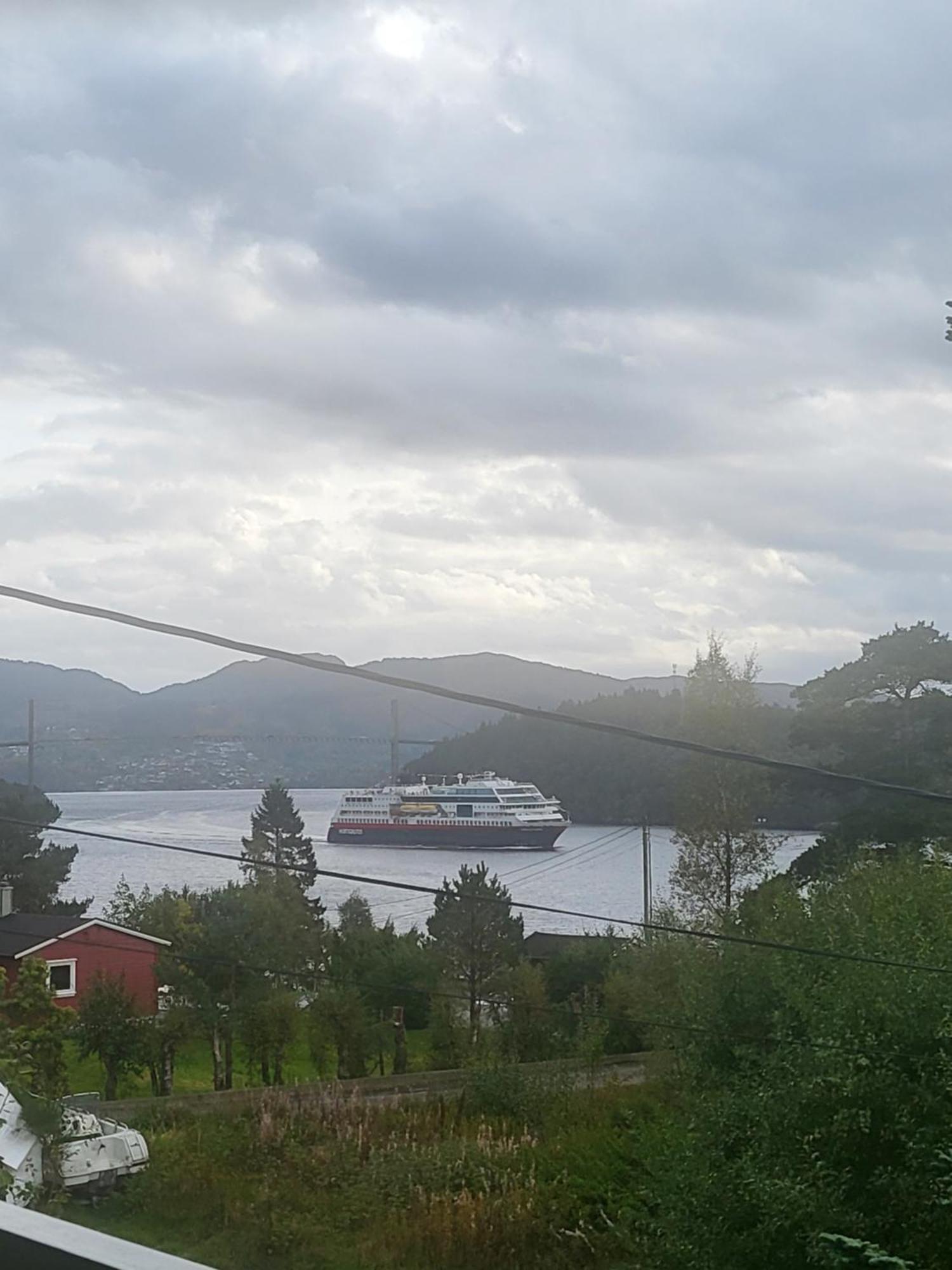 Bergen Apartment With Fjord View Isdalsto المظهر الخارجي الصورة